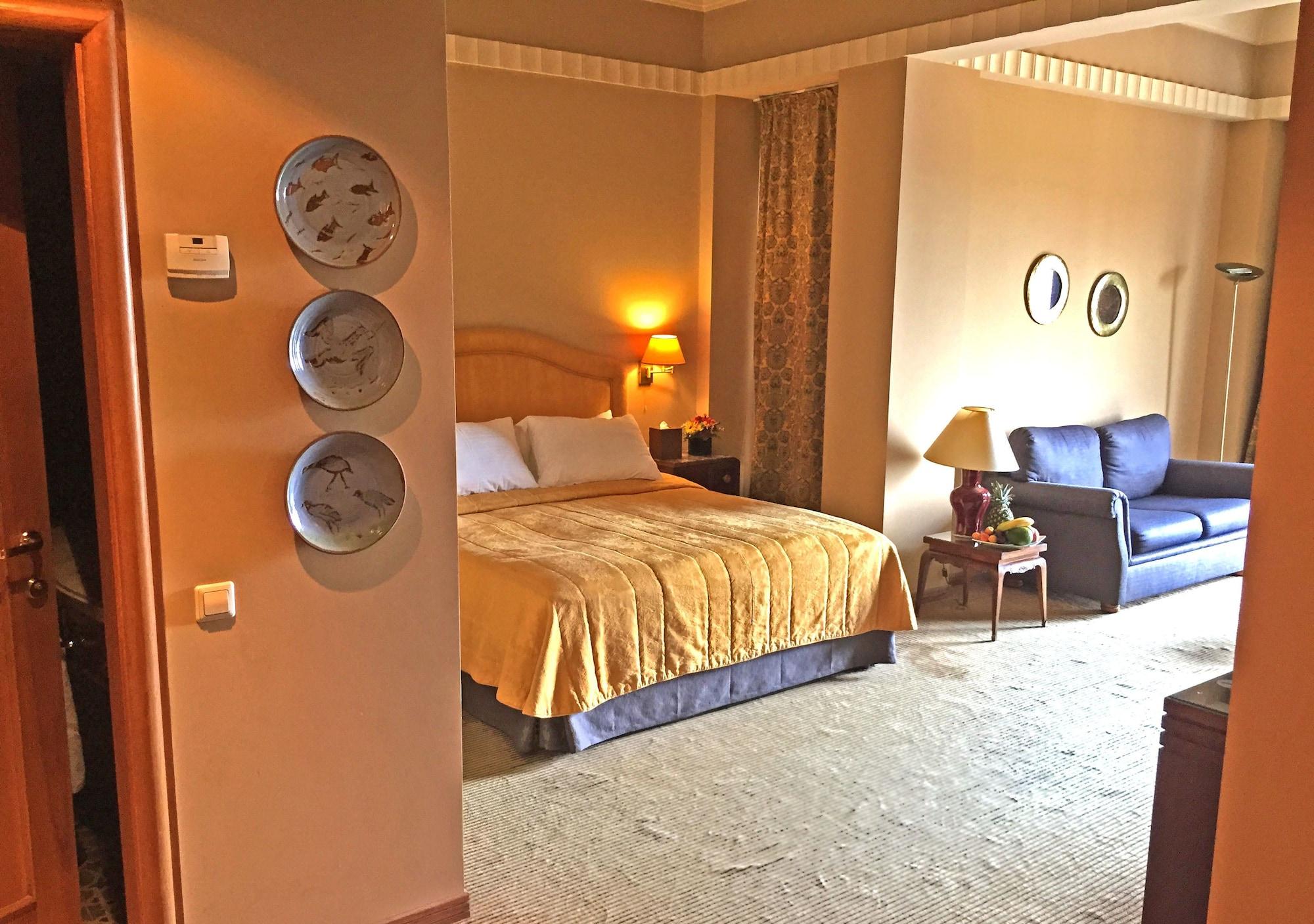 ביירות Warwick Palm Beach Hotel מראה חיצוני תמונה
